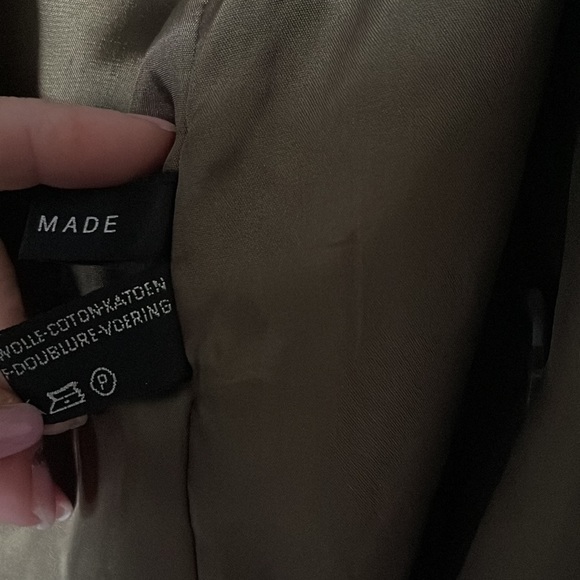 Hugo Boss Paris trench coat - Picture 7 of 11